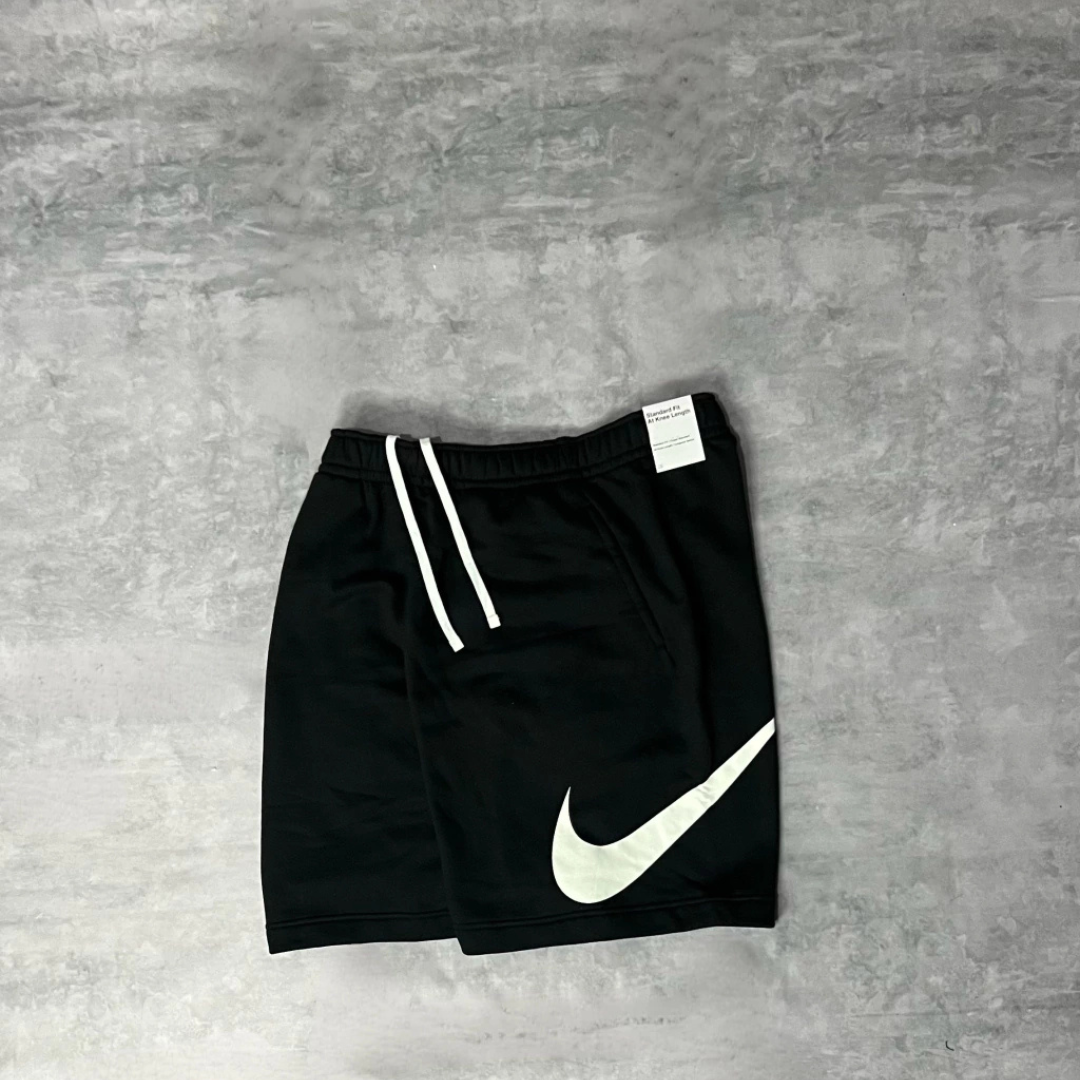 SHORT NIKE SWOOSH MOLETOM - PRETO